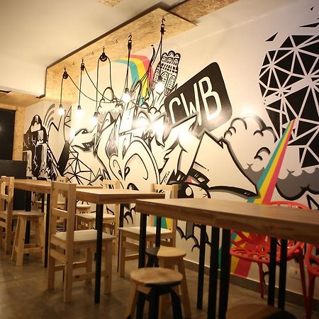 Social Hostel Cafe E Bar Куритиба Екстериор снимка