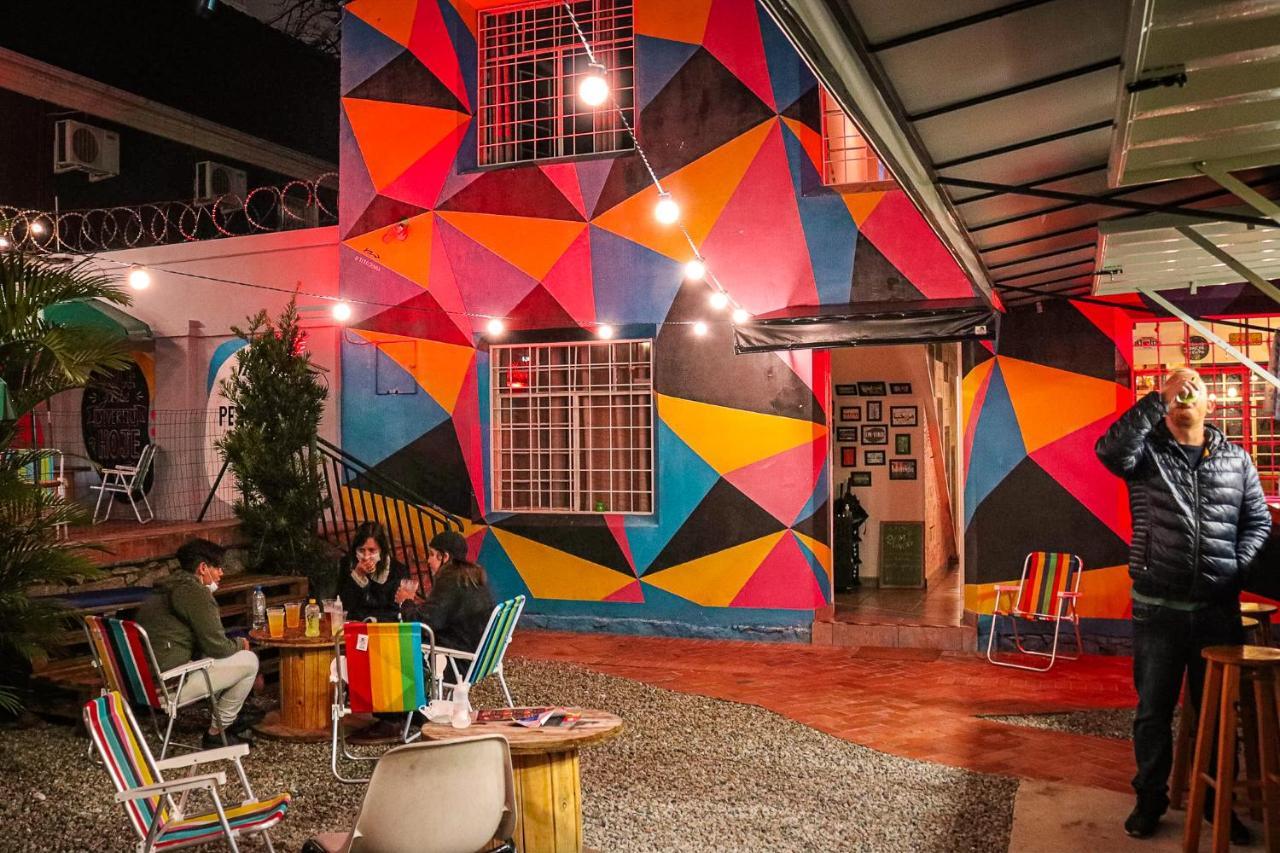 Social Hostel Cafe E Bar Куритиба Екстериор снимка