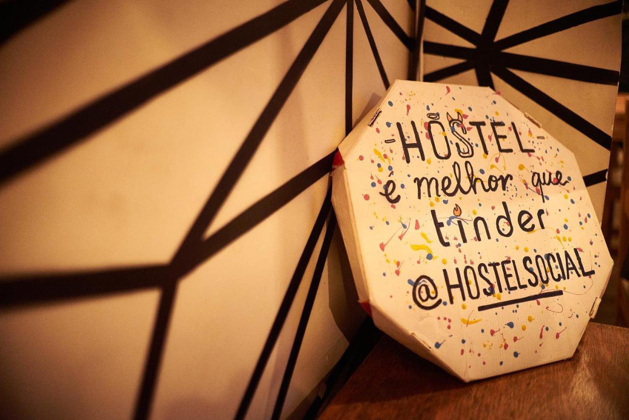 Social Hostel Cafe E Bar Куритиба Екстериор снимка