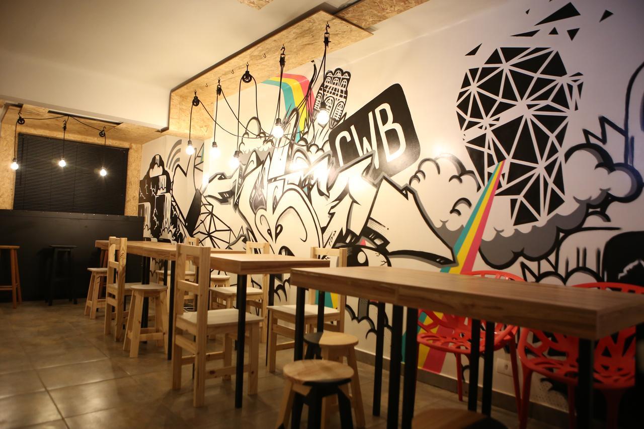 Social Hostel Cafe E Bar Куритиба Екстериор снимка