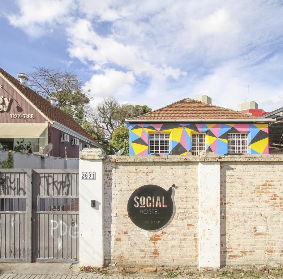Social Hostel Cafe E Bar Куритиба Екстериор снимка